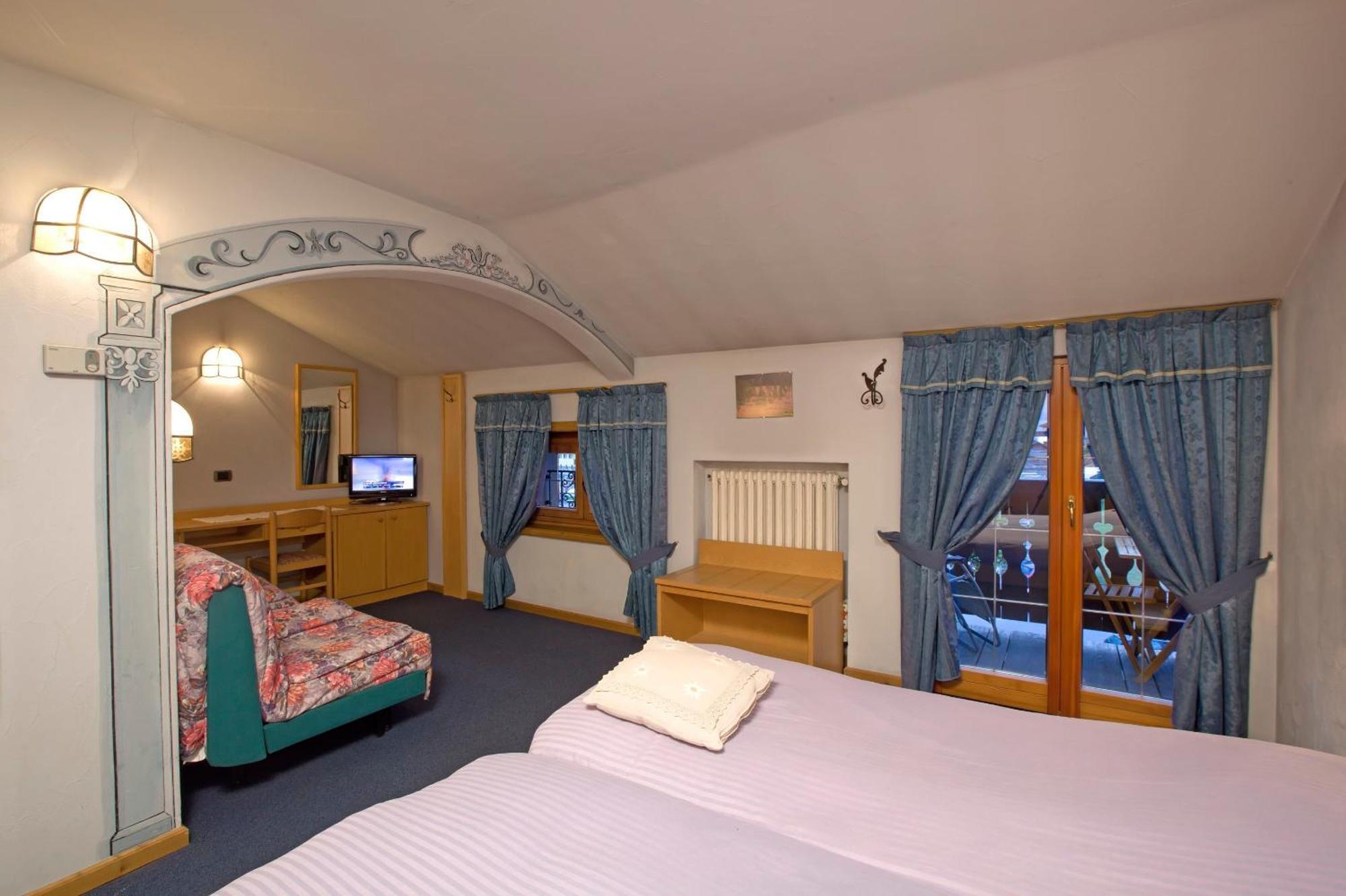 Hotel La Montanina Livigno Phòng bức ảnh
